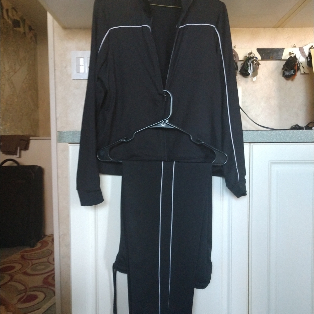 Jogging suit